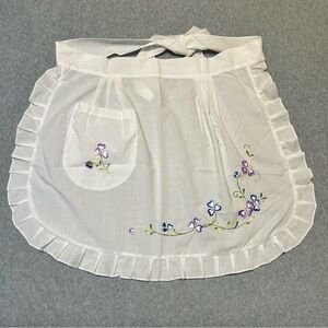 VINTAGE Floral Embroidered Half Apron